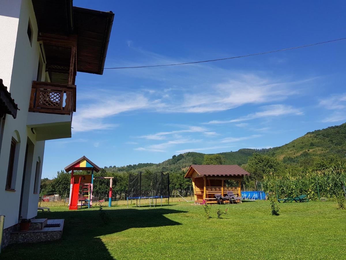 La Bunicu Villa Polovragi Dış mekan fotoğraf