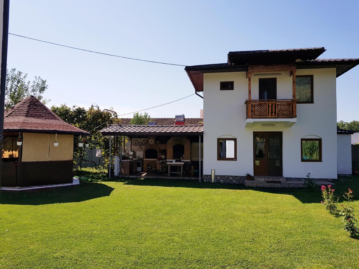 La Bunicu Villa Polovragi Dış mekan fotoğraf